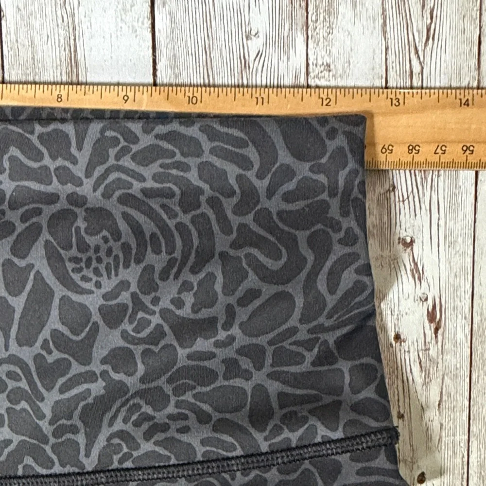 Lululemon Wunder Under Leggings sz 6 Full-On Luxtreme Roll Down Petal Camo Black - Picture 12 of 13